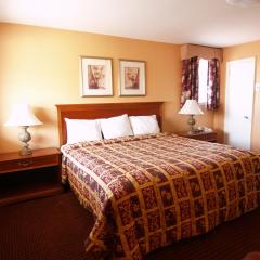 Mackinaw City Resort Rooms